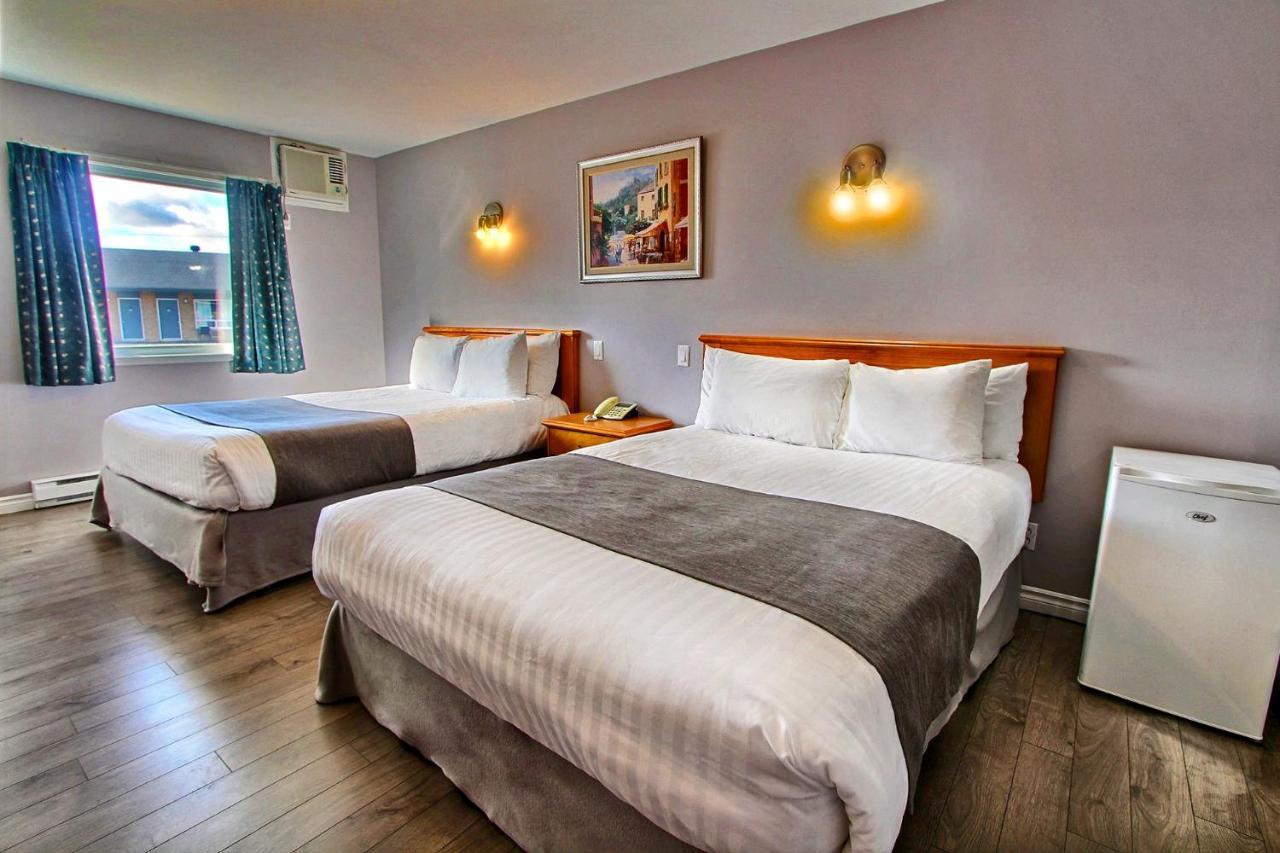 Hotel-Motel La Difference Sainte-Marie Buitenkant foto