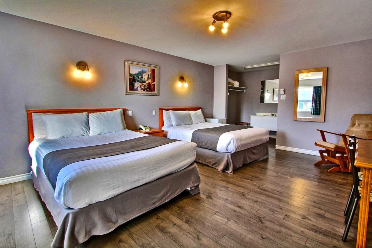 Hotel-Motel La Difference Sainte-Marie Buitenkant foto